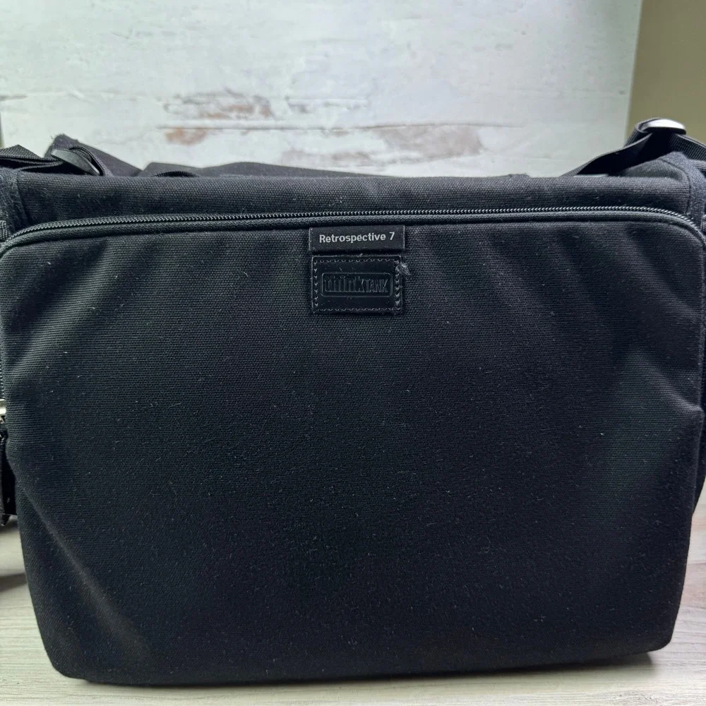 Think Tank Retrospective 7 Black Canvas Camera Messenger Bag Shoulder Strap